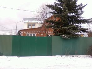 Продаю дом 147 м2 на земельном участке 10 соток по Осташковскому ш. 7 км от МКАД в д. Беляниново.