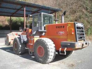 Продается фронтальный погрузчик Hitachi LX190-7.
