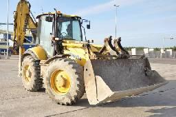 Экскаватор-погрузчик Komatsu WB97S 2004