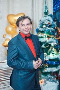 Современный ведущий и организатор свадьбы с мировым именем Виктор Баринов