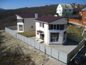 Продам 2х эт. дом в Новороссийске