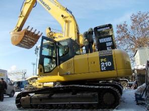 Экскаватор гусеничный Komatsu 210, 2005г.в.