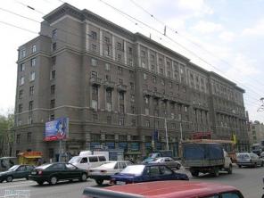 м.Авиамоторная. 2-х комнатная квартира 80кв.м.