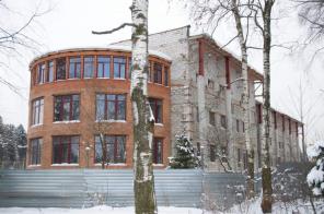 Продается спортивно-развлекательный центр