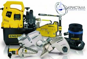 Болтовой инструмент Enerpac (США) для работы с фланцевыми соединениями.