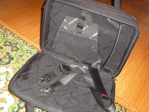 Продам новую сумку для ноута, 17", Samsonite, нат. кожа+титан, фирменная, 2000 р.