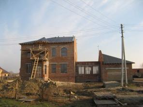 Продам элитный коттедж 720 кв.м. (под самоотделку)