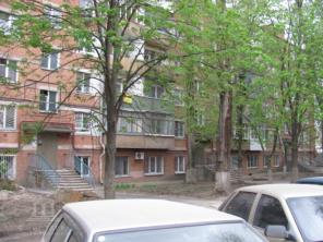 Срочно продаю 2 к квартиру в Ростове-на-Дону Чкаловский под ремонт