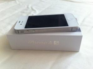 для продажи IPhone 4S 32gb,Blackberry Bold Touch 9900,Apple ipad 2 32gb.