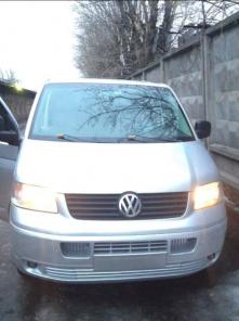 VW T5 в отличном состоянии с честным пробегом