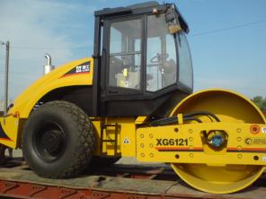 Грунтовый вибрационный каток XGMA XG6121