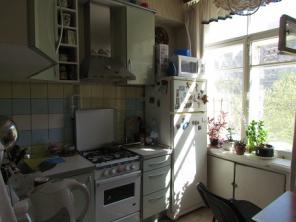 Продаю 2х комн кв. м.Белорусская 56 м2 13 млн руб