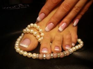 маникюр 40% скидка Shellac педикюр