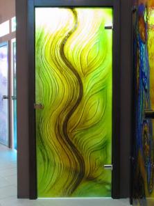 Стеклянные двери всех типов: маятниковые, распашны