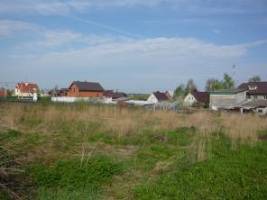 Продаю участок 10 соток в дер.Мартемьяново Наро-Фоминского района Московской области.35 км от МКАД