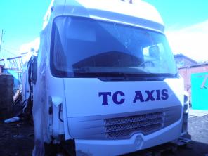   / Renault Premium