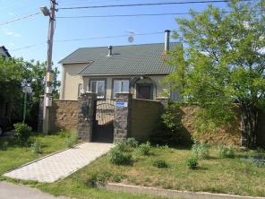 Продаю дом, п. Верховье, 20 км от МКАД по Киевскому ш. Великолепное место для проживания