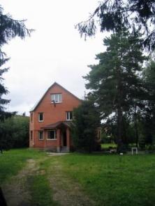 Продам коттедж на 25 лесных сотках