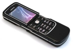 Nokia 8800 продам (refrech)