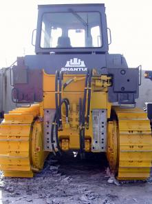 Бульдозер Shantui SD32