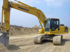 Экскаватор гусеничный Komatsu PC210