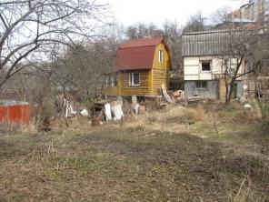Дача с участком на реке Пахра в центре Подольска продается.