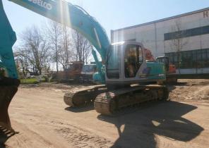 Гусеничный Экскаватор KOBELCO SK210LC 2004 г.в.