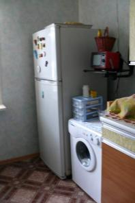 Продается участок с домом в п.Баковка.