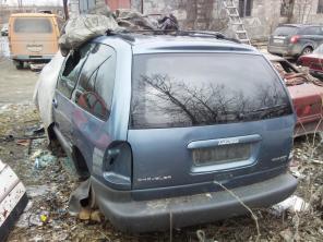 Продам б. у. запчасти для Chrysler Voyager 1997г.