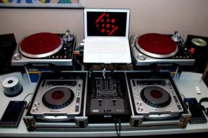 2x Pioneer Cdj-2000MK3 & Djm-2000 Mixer