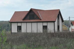 Продаётся коттедж 180м2 на калужском шоссе.