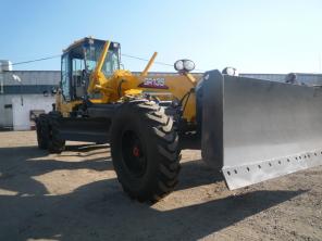 АВТОГРЕЙДЕР XCMG GR135