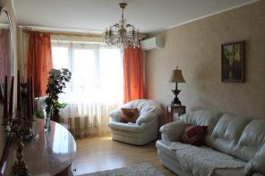 Продам 3-х комн. квартиру