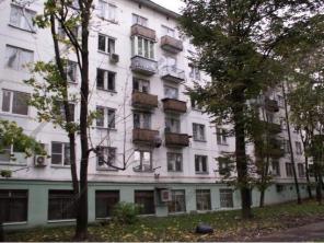 Продается комната м.Барикадная 3 минуты пешком