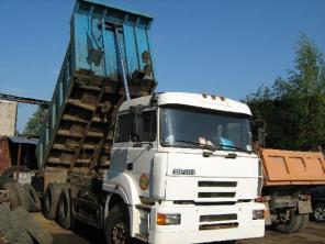 Самосвал Урал-63685-0010