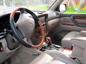 продаю лексус LX 470
