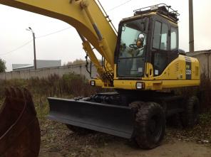 Колесный экскаватор (полноповоротный) komatsu PW 220 , доставка по РФ