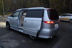 Продается Honda Elysion