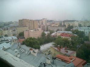 Продается двух комнатная квартира в центре москвы