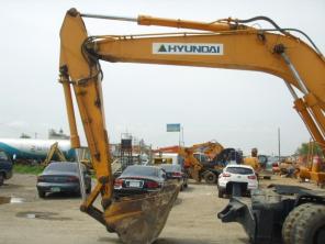 Колесный экскаватор Hyundai Robex 2000W 2000 года выпуска