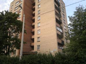 продам двухкомнатную квартиру в Сестрорецке 50 м