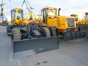 Атогрейдер XCMG GR215A полноприводной