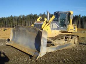  Komatsu D65EX-15 2004.. 