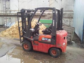 Продается погрузчик NISSAN FD15A150
