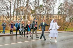 Проведение праздников, фото и видеосъемка.