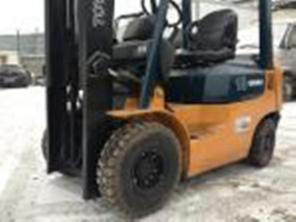 Вилочный погрузчик Toyota 7FG15 2002г.в.
