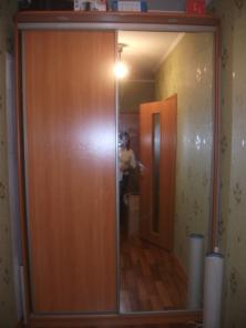 Продам шкаф-купе с подсветкой