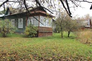 дом 88.00 кв.м., участок: 14.00 соток