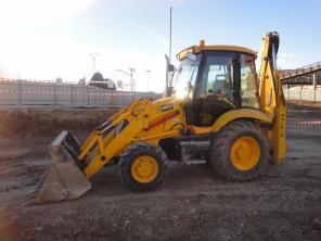     JCB  3CX   ,     !