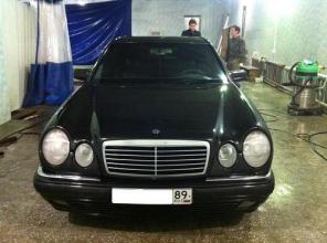 Mercedes Benz 1995 г.в. 320E